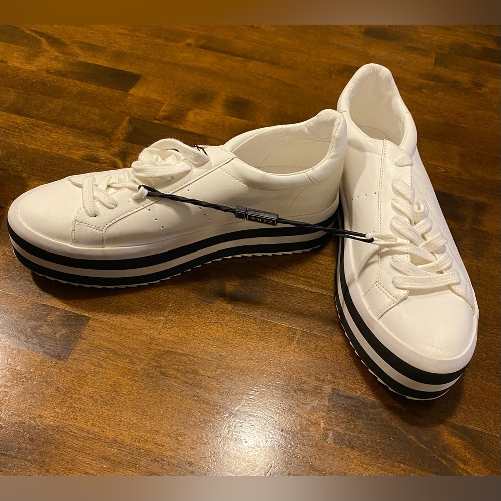 Zara Platform Stripe Leather Sneaker